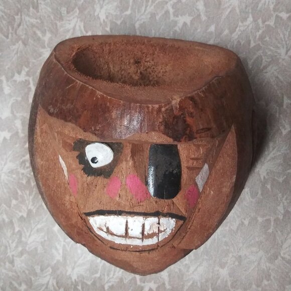 VTG CARVED COCONUT TIKI PIRATE HEAD drink holder/decor Ugly man face Hawaiian - Picture 2 of 10